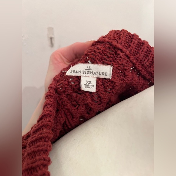 LL Bean Signature Fisherman Knit Sweater Size XS Maroon - Picture 3 of 3
